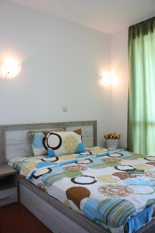 White Coast Beach Apartments Kavarna Luaran gambar